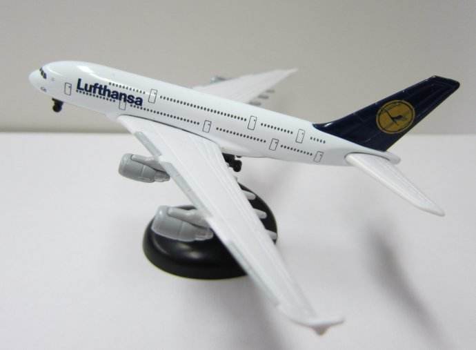 梁河县飞机模型